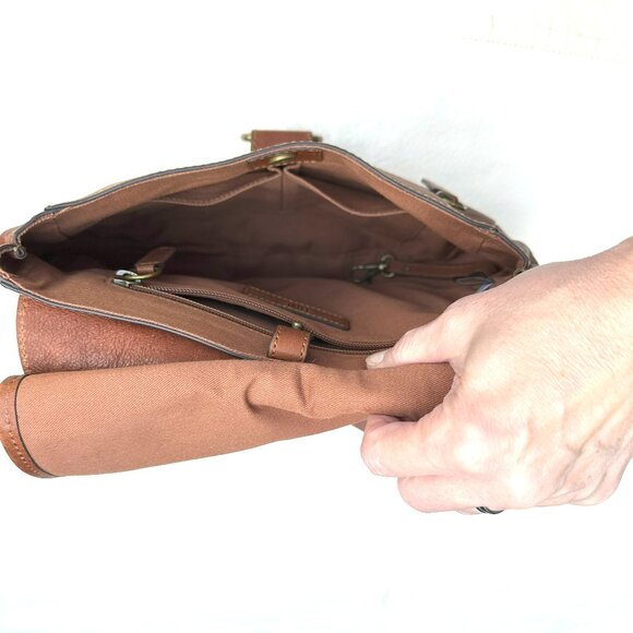 Frye Cognac Leather Lucy Crossbody Bag - NWOT - Picture 7 of 8